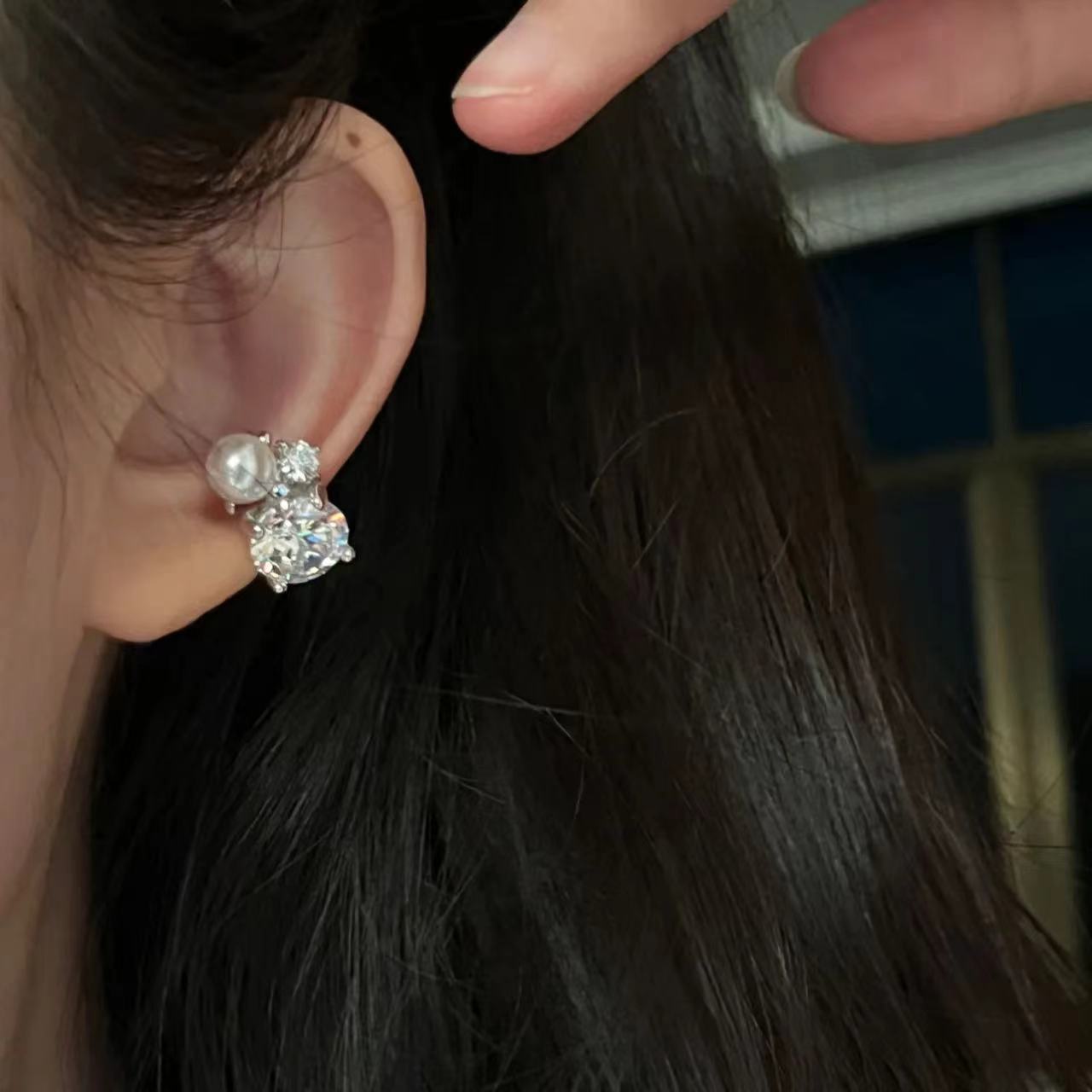 1 Pezzo Orecchino a Clip Lucid - Ear Cuff No Piercing recensione e prezzo